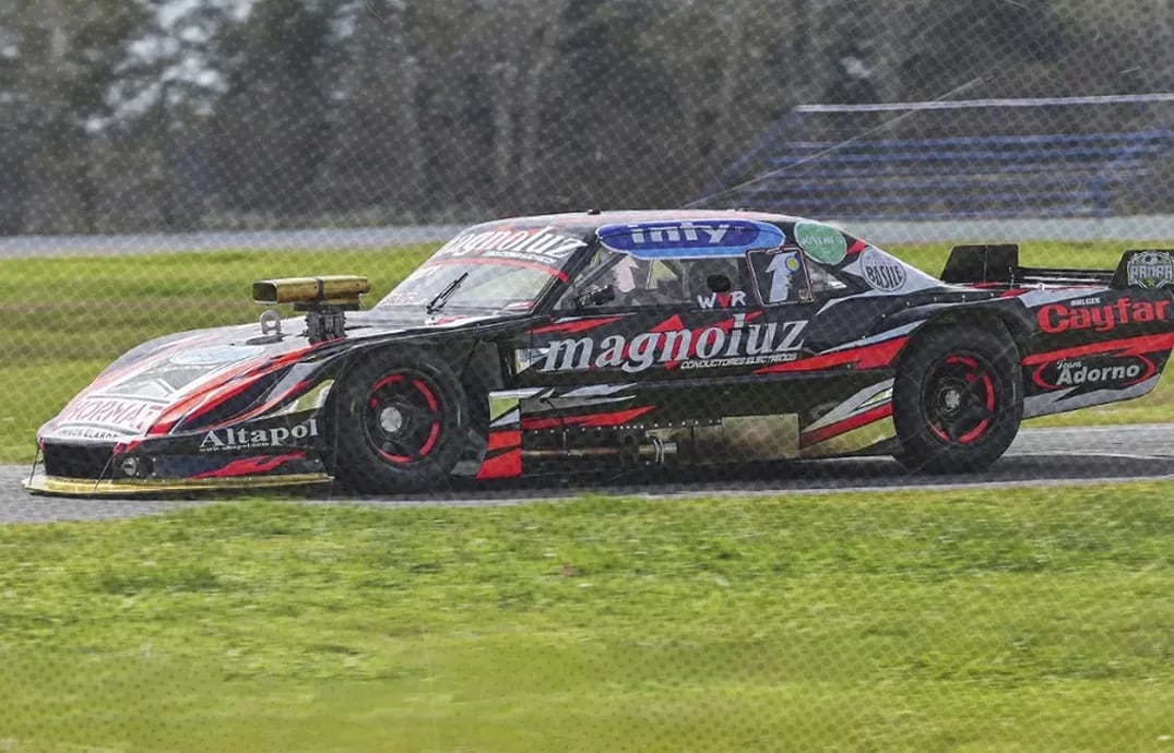 Rossi hizo pole con la Dodge nueva, pero la alegría le dura poco: largará quinto