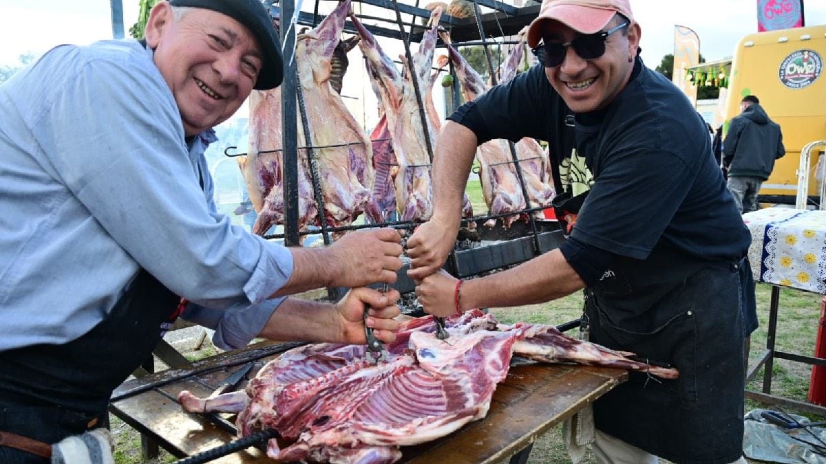 Más de 90 propuestas convierten a Neuquén capital en una gran mesa a cielo abierto