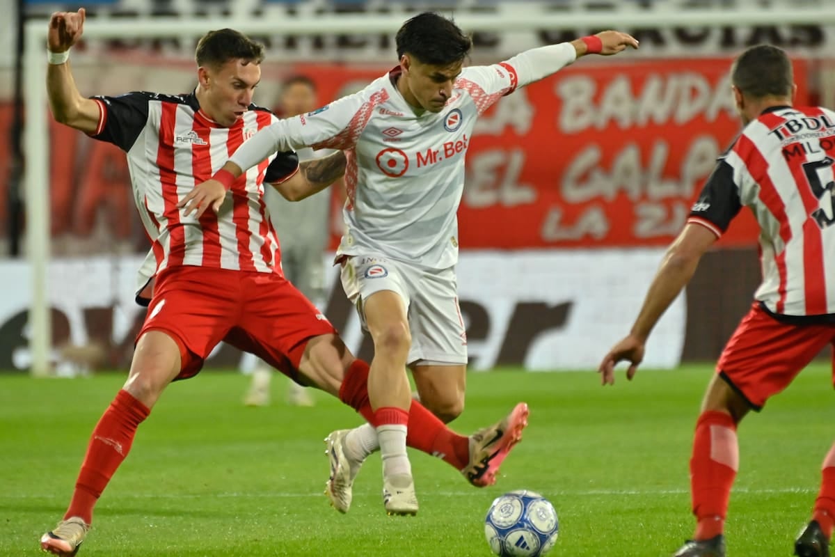 Argentinos se topó con Barracas: cero a cero, cero goles y cero respuestas en medio de una racha que ya preocupa