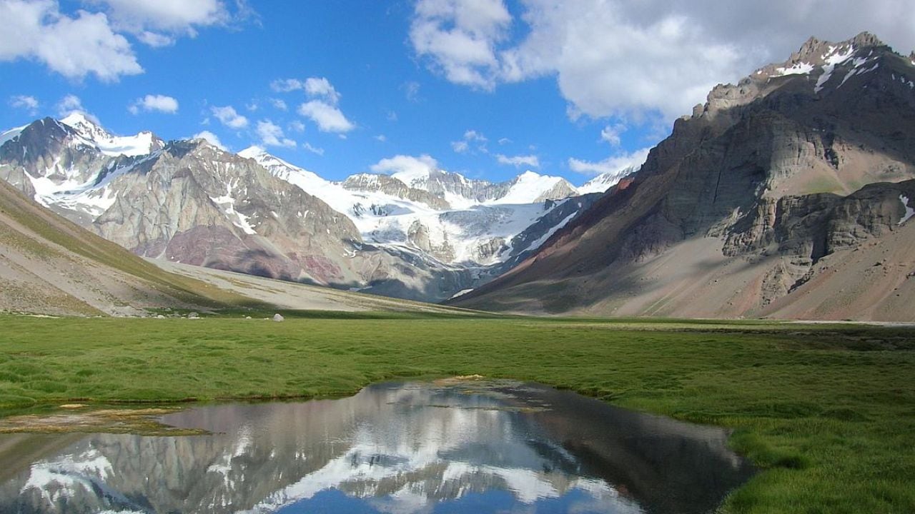 Cinco montañas argentinas disputan un lugar en el podio mundial del turismo de altura