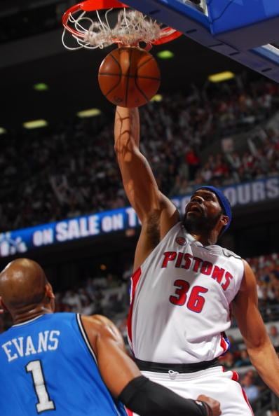 El gigante que jamás pisó la línea de tres: la marca insólita de James Donaldson en la NBA