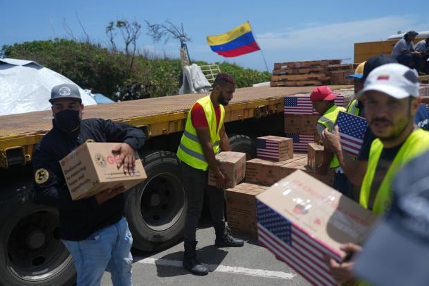Las cenizas que cruzaron dos continentes y un terremoto que se volvió encuentro