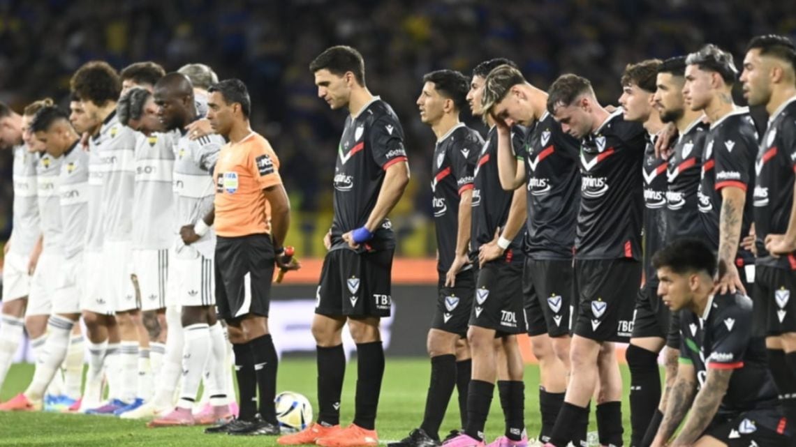 Boca se cruzará con Racing en cuartos y zafó del reclamo de Vélez, pero pagó por los seis extranjeros en la planilla