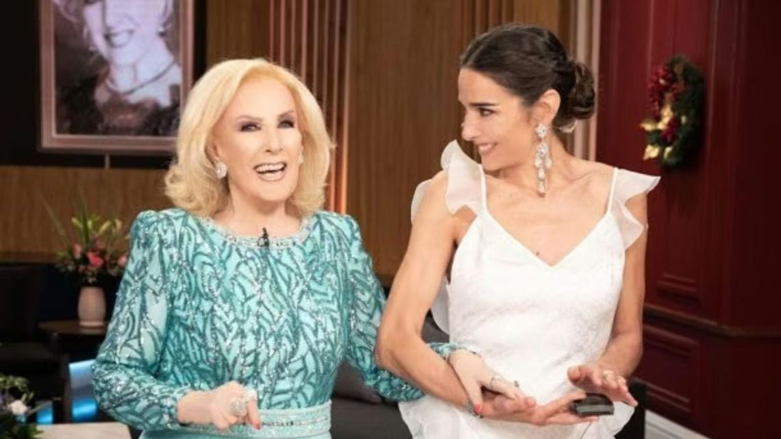 Juana se queda al mando mientras Mirtha pelea por volver a casa