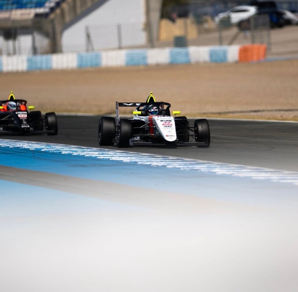Bulbarella ganó seis lugares en la primera carrera de la F4 Española en Jerez y va por más en la Sprint