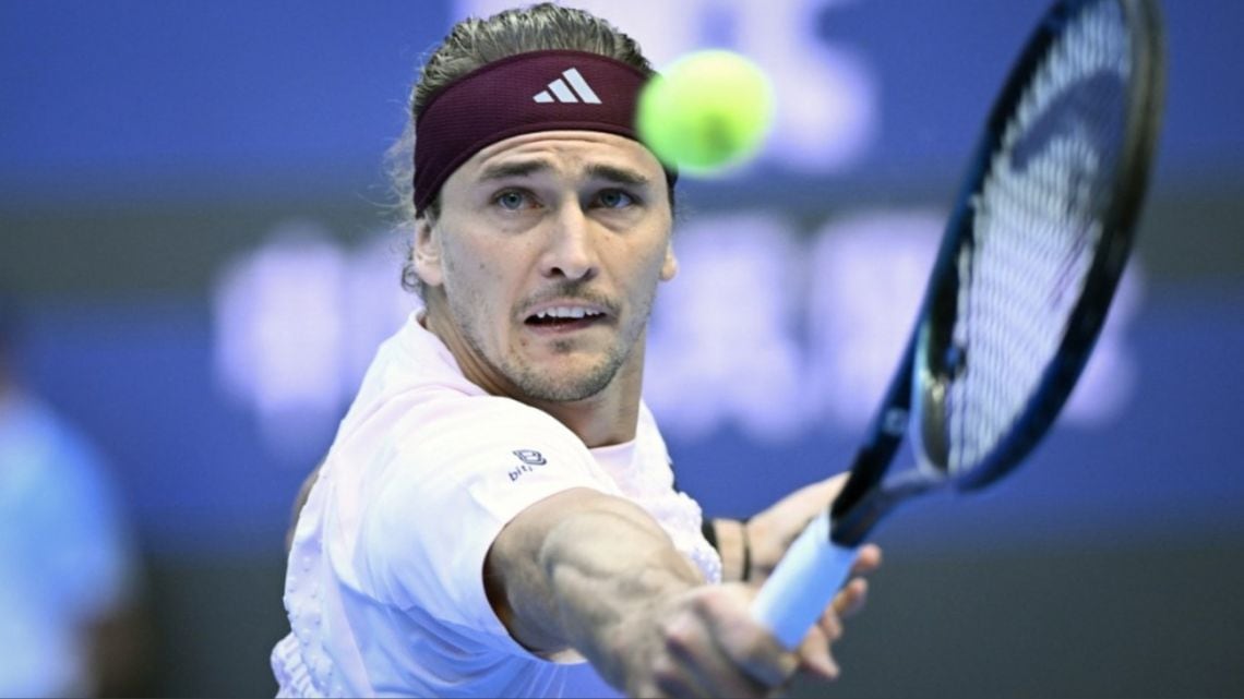 Zverev arrancó en Shanghái con el pie derecho y se plantó contra el cambio de formato