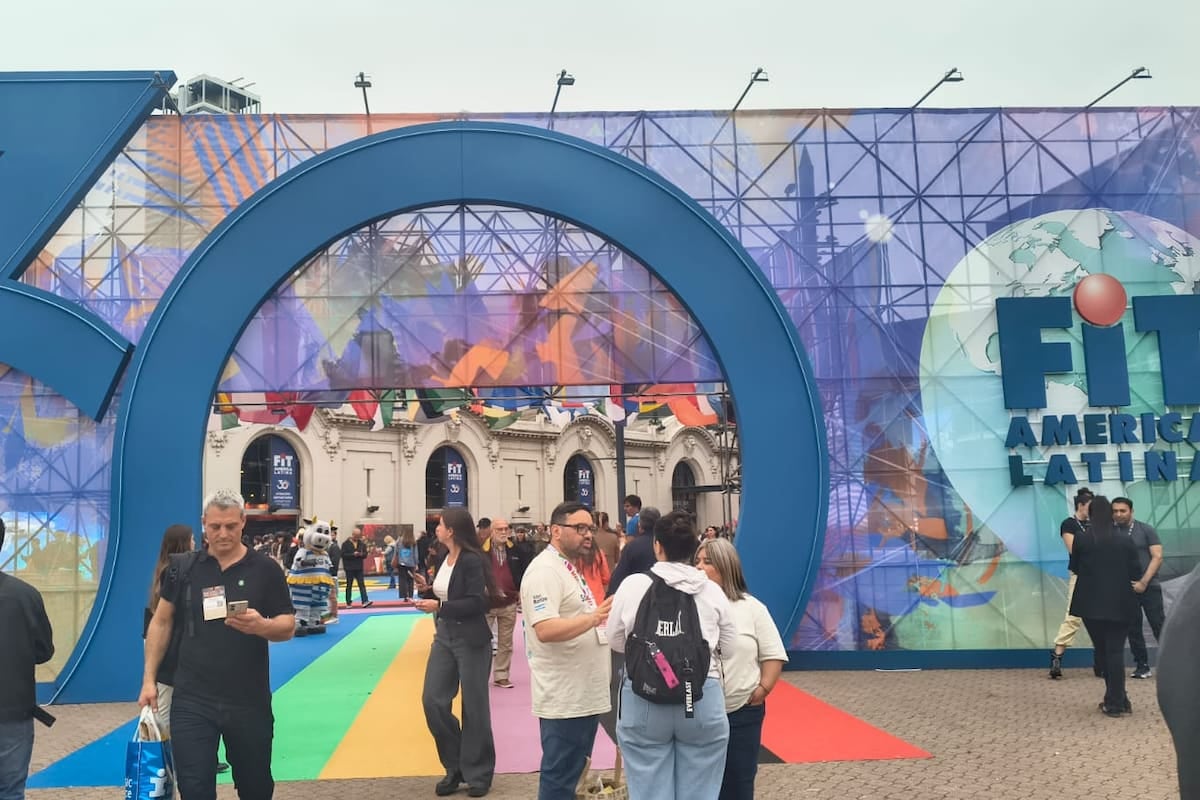 Brasil, Uruguay y Chile salieron a seducir al turista argentino con descuentos, fiestas y obras en plena temporada