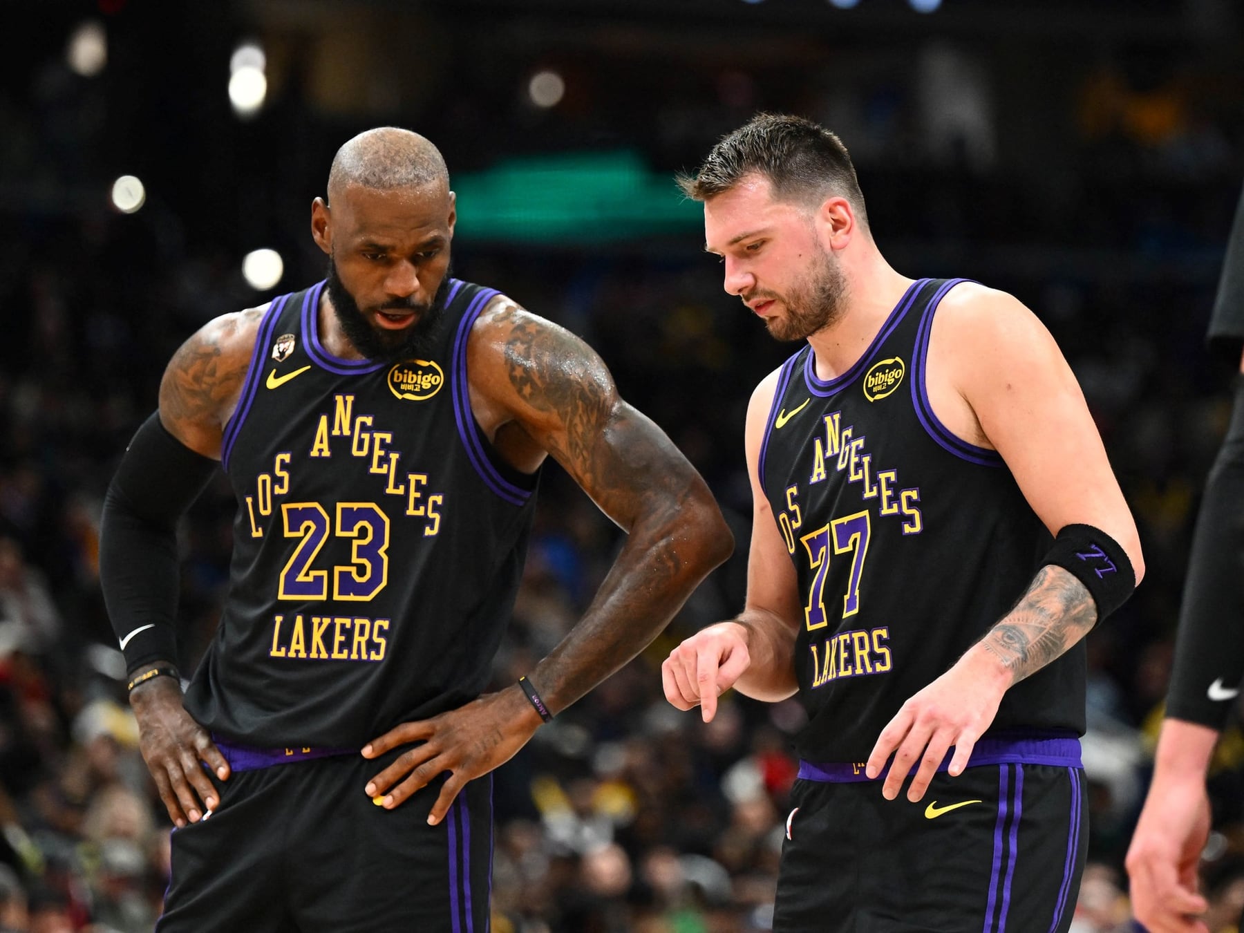 Doncic enchufó 21 en 16 minutos y los Lakers pasaron por encima a Utah en el arranque de la pretemporada