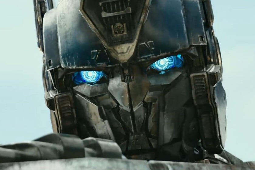 Spielberg vuelve a la cabina de mando de Transformers y Bay podría reencontrarse con la saga