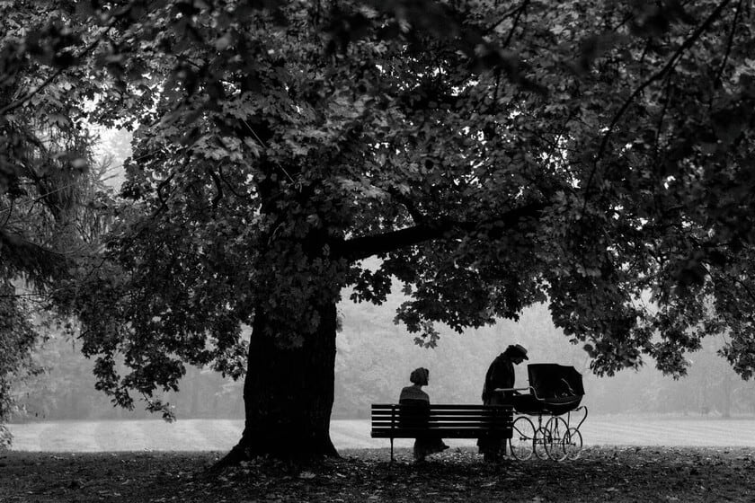 La chica de la aguja: maternidad, pobreza y un crimen real de Copenhague filmado en blanco y negro