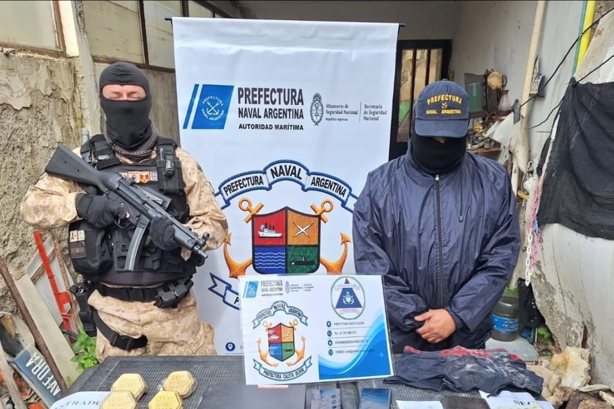 Secuestran diez kilos de oro ocultos en el tanque de un inodoro durante allanamientos en Caleta Olivia