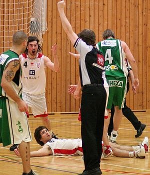 La Gloria no se rinde: Instituto lo dio vuelta ante Ferro en un duelo de más de 50 minutos
