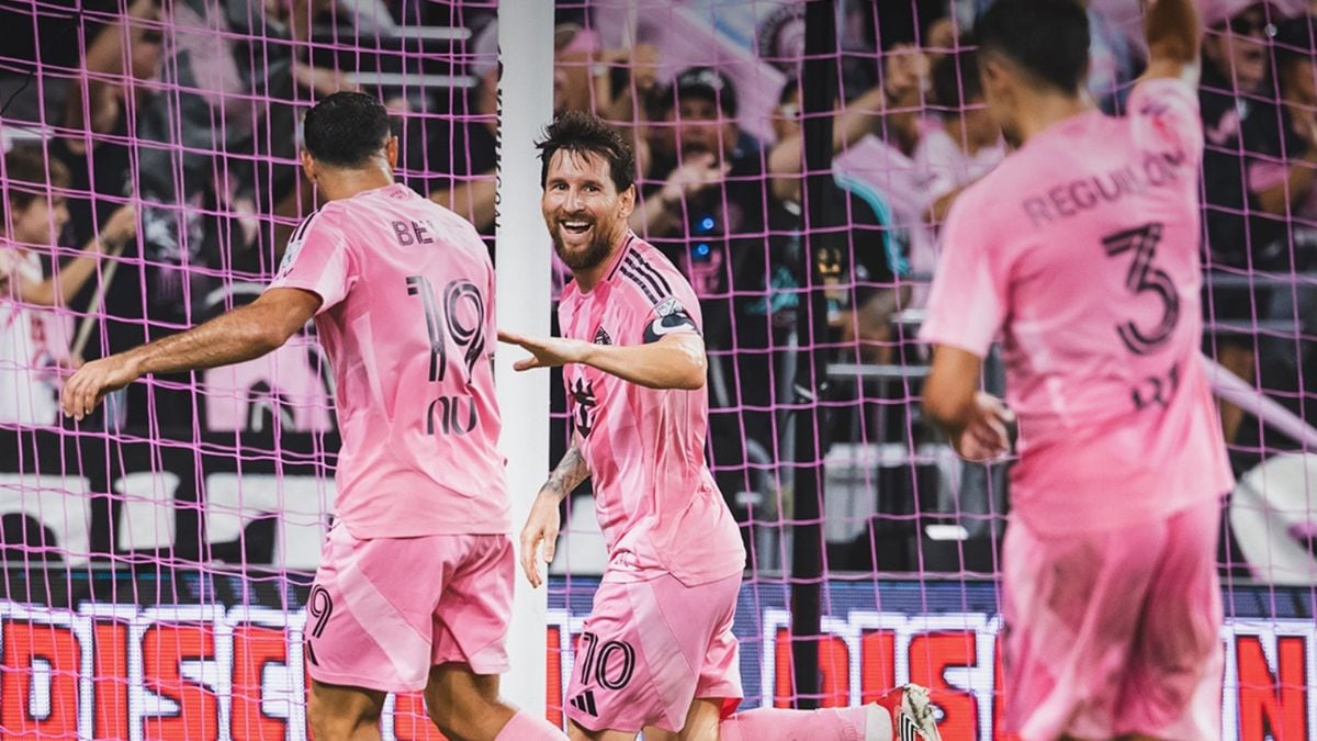 Cuatro dedos de Messi y Suárez para que Miami vuelva a sonreír