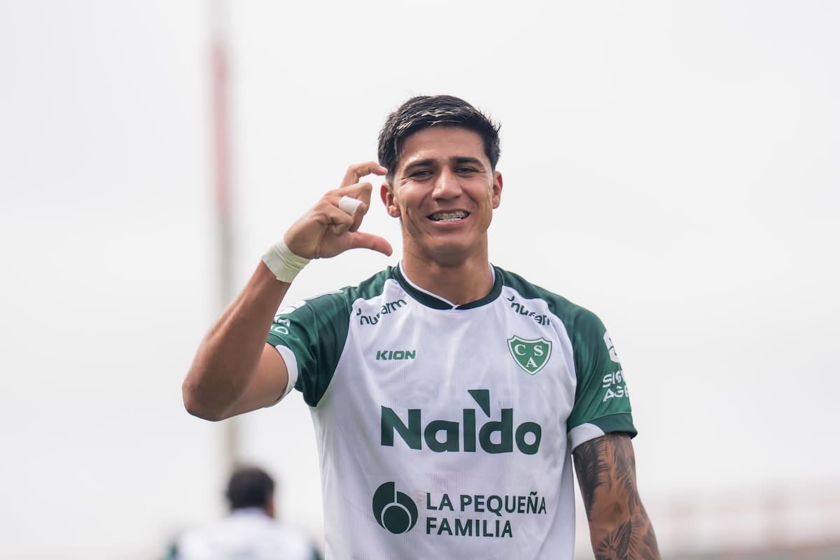 Marabel, el nueve que se anima a soñar con la cima goleadora del Clausura