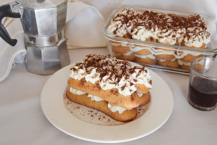 Tiramisú sin gluten: la versión casera que se sostiene capa por capa sin perder la textura del original