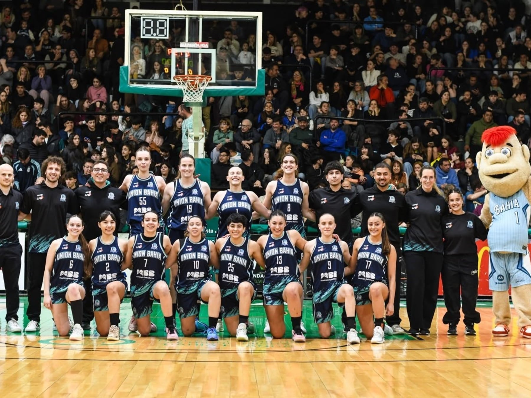 Bahía Blanca debuta en la Liga Femenina y reescribe su propia historia del básquet