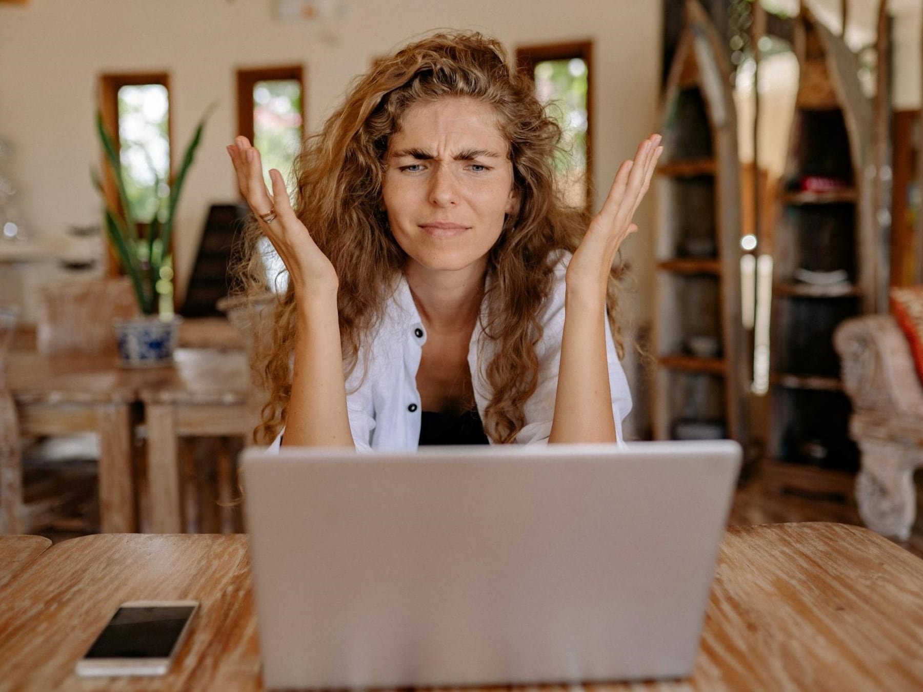 Cortisol: la hormona que se volvió vedette en TikTok y qué hay realmente detrás del furor detox