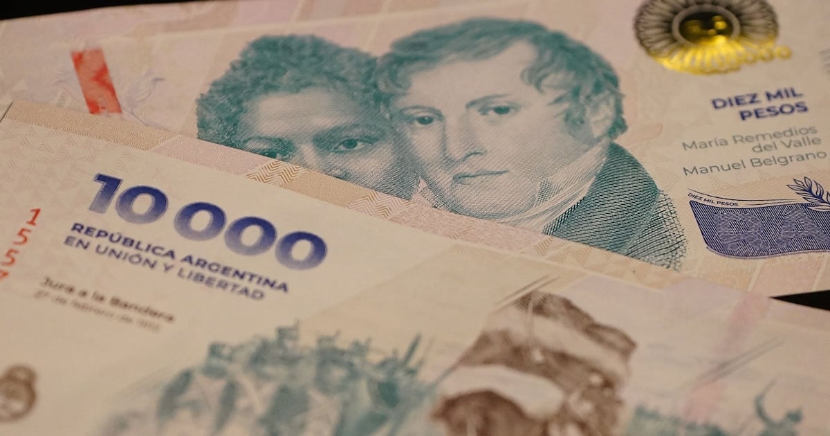 Bancarios: nuevo piso salarial de bolsillo queda en torno a los 2,6 millones brutos tras el ajuste de septiembre