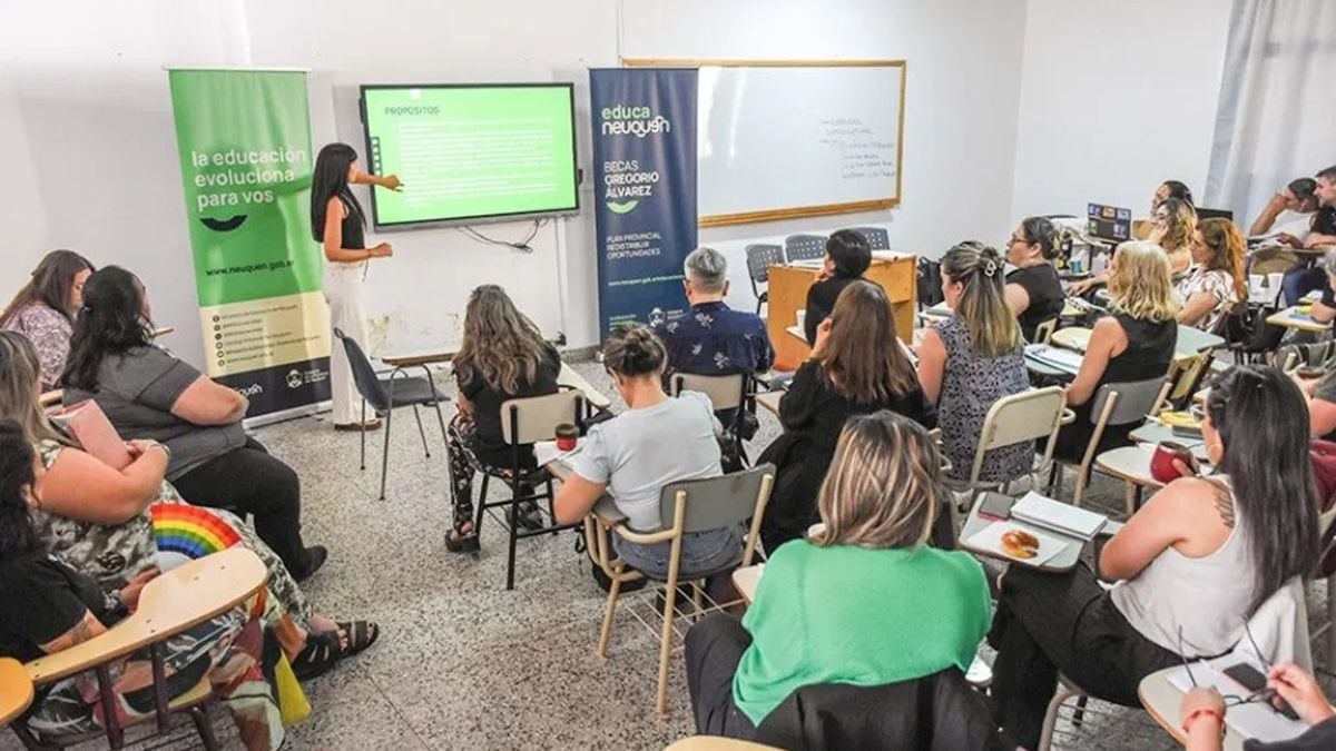 Becas Gregorio Álvarez en Neuquén: 438 estudiantes ya tienen el aval y cobrarán el 20 de octubre