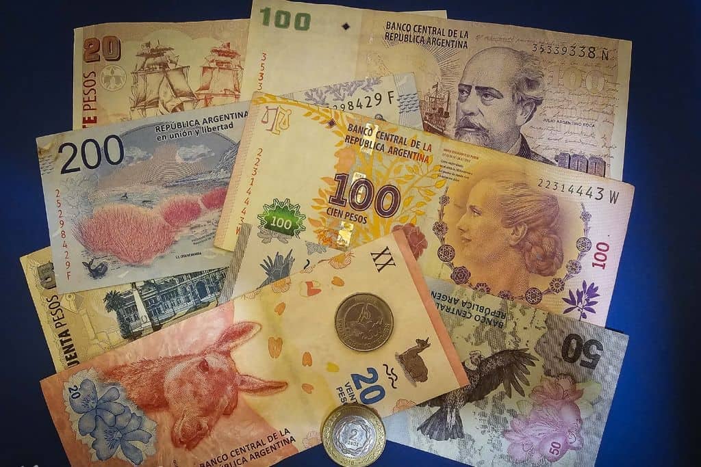 El dólar abre la semana estable en $1.500 y la inflación mensual de septiembre llegó al 1,9%