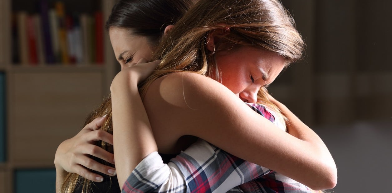 La pérdida de un padre o una madre reordena la historia y las relaciones familiares